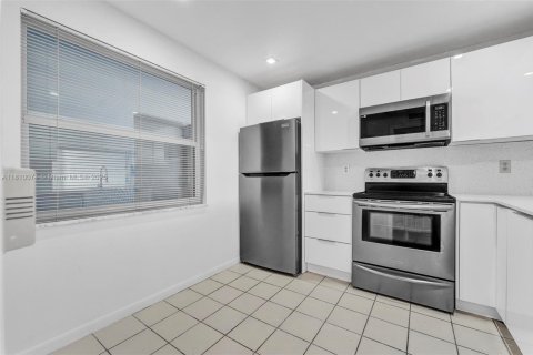 Condo in Delray Beach, Florida, 2 bedrooms  № 1755984 - photo 7