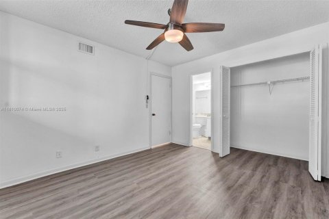 Condo in Delray Beach, Florida, 2 bedrooms  № 1755984 - photo 20