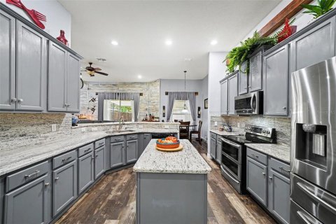Casa en venta en Kissimmee, Florida, 4 dormitorios, 252.32 m2 № 2384322 - foto 11
