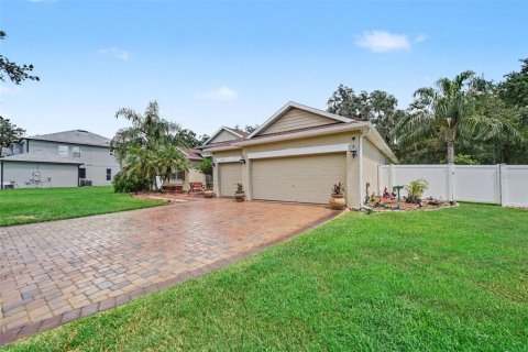 Casa en venta en Kissimmee, Florida, 4 dormitorios, 252.32 m2 № 2384322 - foto 2