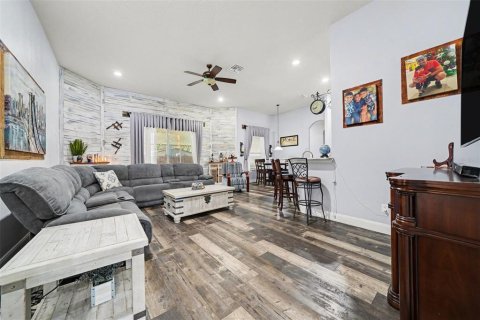Casa en venta en Kissimmee, Florida, 4 dormitorios, 252.32 m2 № 2384322 - foto 6