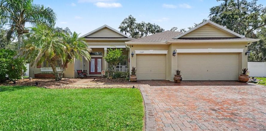 Casa en Kissimmee, Florida 4 dormitorios, 252.32 m2 № 2384322