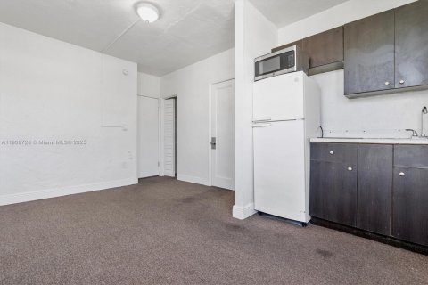 Propiedad comercial en venta en Miami Beach, Florida № 2054836 - foto 19