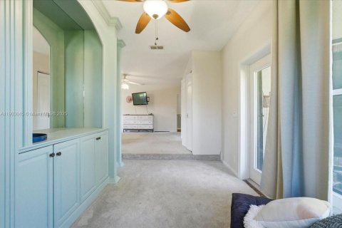 Casa en venta en Plantation, Florida, 5 dormitorios, 295.06 m2 № 1955602 - foto 24