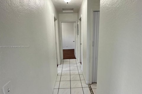 Casa en venta en West Palm Beach, Florida, 3 dormitorios, 80.27 m2 № 1923485 - foto 17