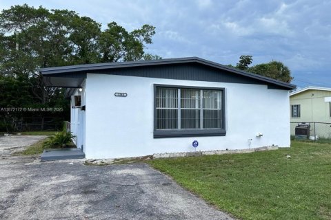 Casa en venta en West Palm Beach, Florida, 3 dormitorios, 80.27 m2 № 1923485 - foto 22