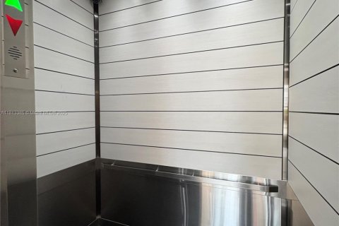 Condominio en venta en Dania Beach, Florida, 2 dormitorios, 94.76 m2 № 1761837 - foto 19