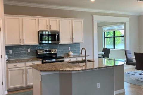 House in Venice, Florida 2 bedrooms, 177.16 sq.m. № 1898982 - photo 4