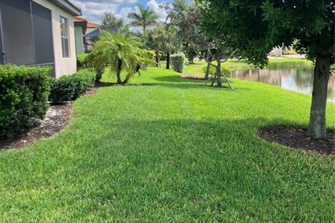 House in Venice, Florida 2 bedrooms, 177.16 sq.m. № 1898982 - photo 9