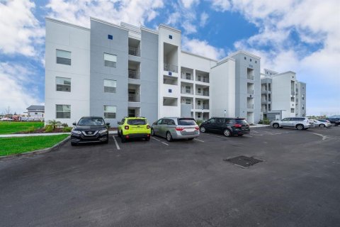 Condominio en alquiler en Kissimmee, Florida, 2 dormitorios, 110.18 m2 № 1893986 - foto 1