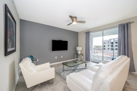 Condominio en alquiler en Kissimmee, Florida, 2 dormitorios, 110.18 m2 № 1893986 - foto 2