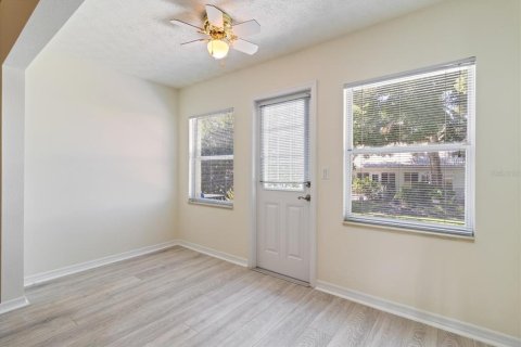House in Inverness, Florida 2 bedrooms, 119.47 sq.m. № 1219665 - photo 24