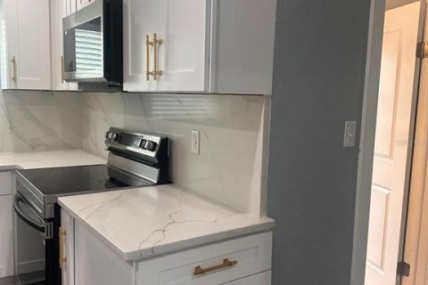 Villa ou maison à louer à Lakeland, Floride: 3 chambres, 62.43 m2 № 2415330 - photo 9