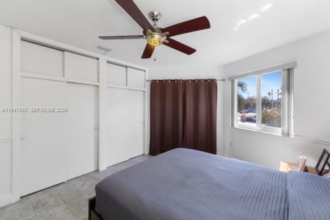 Condominio en venta en Miami, Florida, 1 dormitorio, 61.32 m2 № 2003693 - foto 4