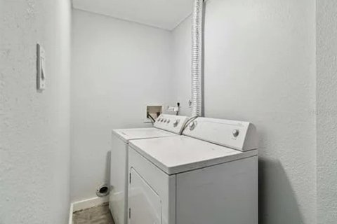 Снять в аренду квартиру в Сарасота, Флорида 1 комната, 130.06м2, № 1792778 - фото 5