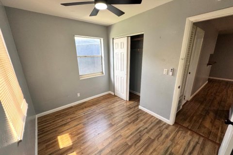 House in Boynton Beach, Florida 2 bedrooms, 93.83 sq.m. № 2273998 - photo 5