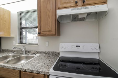 Casa en alquiler en Orlando, Florida, 4 dormitorios, 143.91 m2 № 1913911 - foto 5