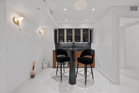 Copropriété à vendre à West Palm Beach, Floride: 2 chambres, 128.02 m2 № 2385006 - photo 10