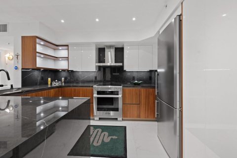 Copropriété à vendre à West Palm Beach, Floride: 2 chambres, 128.02 m2 № 2385006 - photo 6
