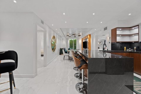 Copropriété à vendre à West Palm Beach, Floride: 2 chambres, 128.02 m2 № 2385006 - photo 8