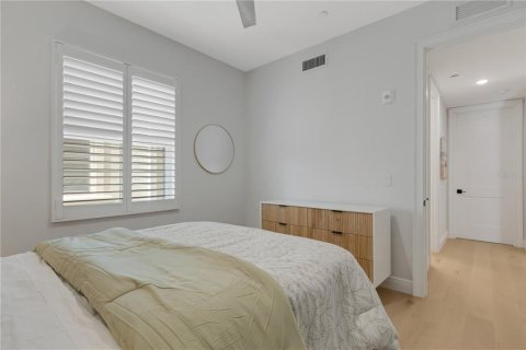 Condo in Venice, Florida, 3 bedrooms № 2157368 - photo 14
