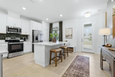 Touwnhouse à vendre à Sarasota, Floride: 3 chambres, 164.99 m2 № 2381015 - photo 2