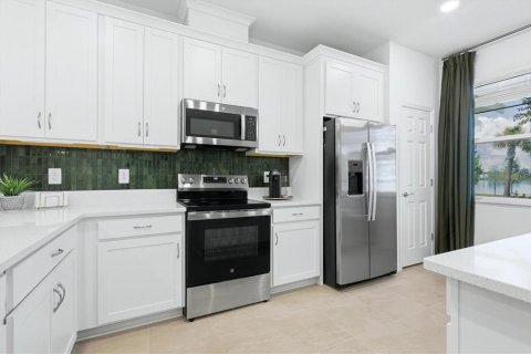 Touwnhouse à vendre à Sarasota, Floride: 3 chambres, 164.99 m2 № 2381015 - photo 19