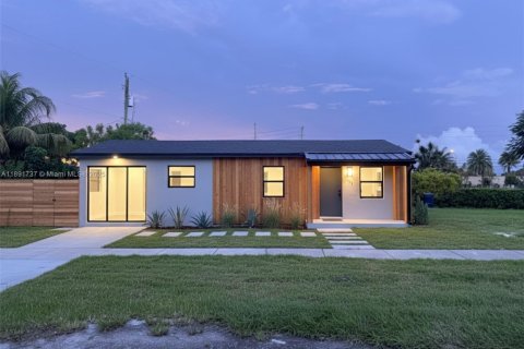 Villa ou maison à Miami, Floride 3 chambres, 128.58 m2 № 2019269