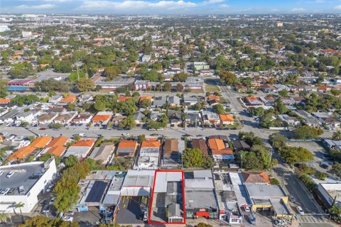 Immobilier commercial à vendre à Miami, Floride: 169.27 m2 № 2093648 - photo 17