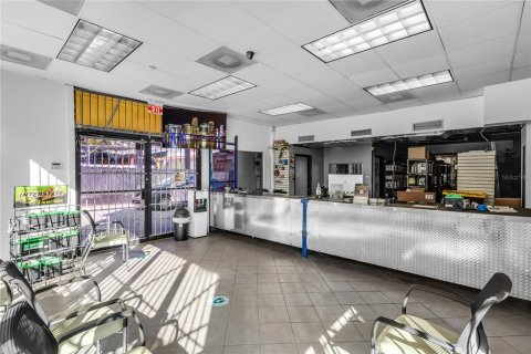 Immobilier commercial à vendre à Miami, Floride: 169.27 m2 № 2093648 - photo 6