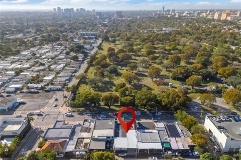 Immobilier commercial à vendre à Miami, Floride: 169.27 m2 № 2093648 - photo 19