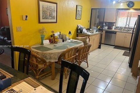 Купить виллу или дом в Майами, Флорида 3 спальни, 175.31м2, № 2009197 - фото 17