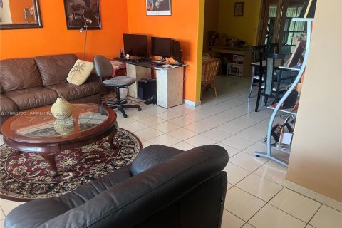 Купить виллу или дом в Майами, Флорида 3 спальни, 175.31м2, № 2009197 - фото 14