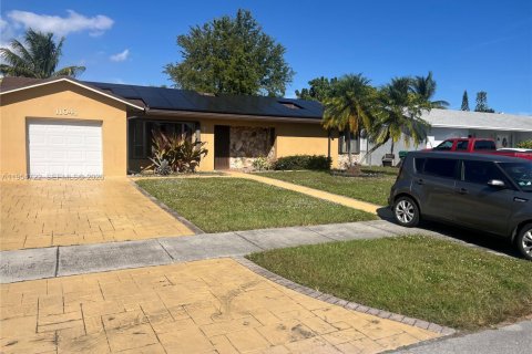 Дом в Майами, Флорида 3 спальни, 175.31м2 № 2009197