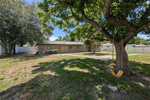 Casa en alquiler en Tampa, Florida, 3 dormitorios, 181.16 m2 № 2150104 - foto 20
