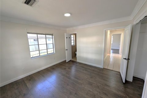 Casa en alquiler en Tampa, Florida, 3 dormitorios, 181.16 m2 № 2150104 - foto 10