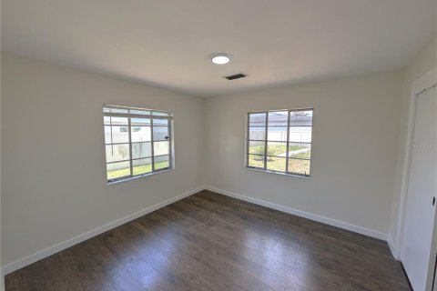 Casa en alquiler en Tampa, Florida, 3 dormitorios, 181.16 m2 № 2150104 - foto 14