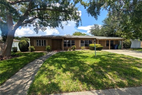 Casa en Tampa, Florida 3 dormitorios, 181.16 m2 № 2150104