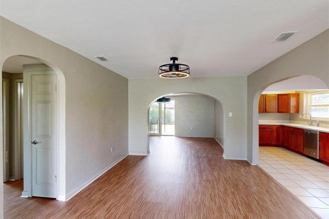 House in Port Charlotte, Florida 3 bedrooms, 175.77 sq.m. № 1807373 - photo 13