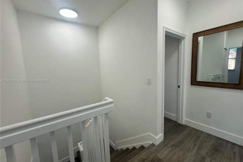 Touwnhouse à louer à Dania Beach, Floride: 3 chambres, 129.23 m2 № 1891071 - photo 18