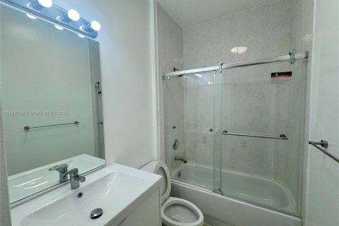 Touwnhouse à louer à Dania Beach, Floride: 3 chambres, 129.23 m2 № 1891071 - photo 21