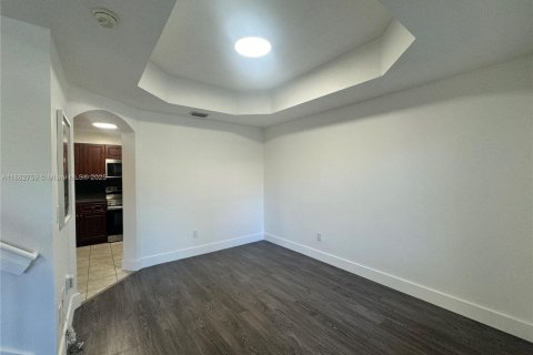 Touwnhouse à louer à Dania Beach, Floride: 3 chambres, 129.23 m2 № 1891071 - photo 4