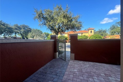 Touwnhouse à louer à Dania Beach, Floride: 3 chambres, 129.23 m2 № 1891071 - photo 3