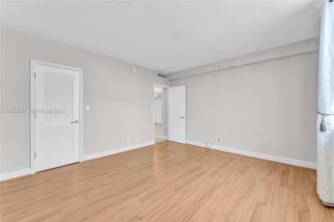 Купить кондоминиум в Майами-Бич, Флорида 2 спальни, 119.57м2, № 1984488 - фото 17