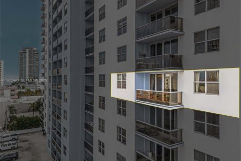 Купить кондоминиум в Майами-Бич, Флорида 2 спальни, 119.57м2, № 1984488 - фото 22
