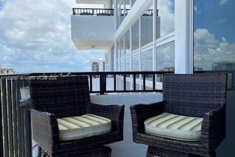 Condo in Pompano Beach, Florida, 2 bedrooms  № 1802484 - photo 3