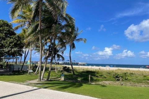 Condo in Pompano Beach, Florida, 2 bedrooms  № 1802484 - photo 24