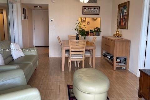 Condo in Pompano Beach, Florida, 2 bedrooms  № 1802484 - photo 12