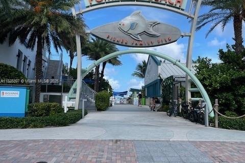 Condo in Pompano Beach, Florida, 2 bedrooms  № 1802484 - photo 25
