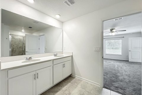Casa en venta en Groveland, Florida, 4 dormitorios, 180.23 m2 № 1784683 - foto 28